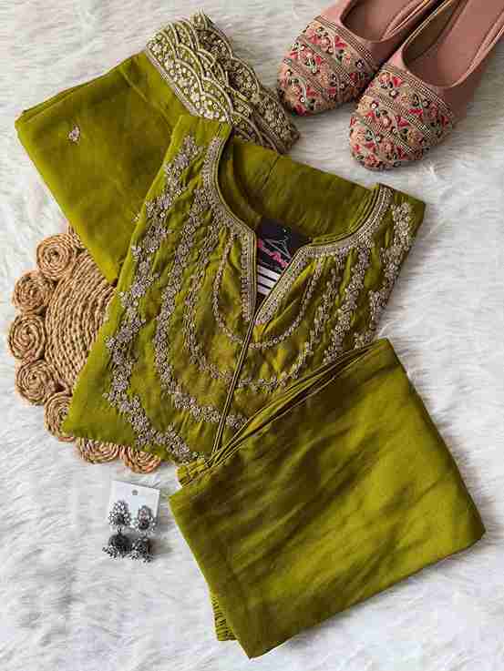 LATEST DESIGNER KURTA SET WITH DUPATTA BOTTOM AND TOP